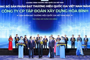 Tập đoàn Xây dựng Hòa Bình lần thứ 8 liên tiếp đạt Thương hiệu Quốc gia Việt Nam