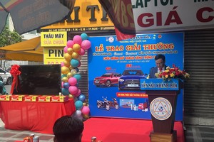 Chúc mừng khách hàng tại TPHCM may mắn trúng thưởng Tivi 4K 65inch KD-65X77L 