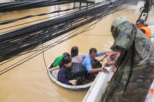 Công ty Yến sào Khánh Hòa khẩn cấp cứu trợ lũ lụt: Sẻ chia, lan tỏa tình người!