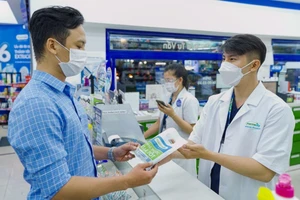 Khách hàng luôn được tư vấn chu đáo tận tình ở mỗi nhà thuốc Pharmacity