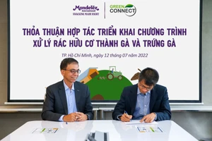 Mondelez Kinh Đô đồng hành cùng dự án “Xử lý rác hữu cơ thành gà và trứng gà” của Green Connect