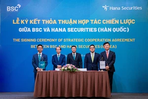 Lễ ký kết hợp tác chiến lược giữa BSC và Hana Securities