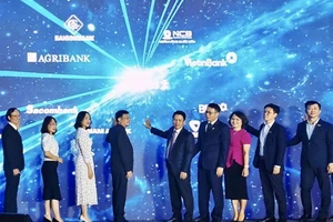 SAIGONBANK triển khai chức năng rút tiền mặt bằng mã QR trên ATM liên kết với NAPAS