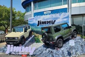 Ra mắt Suzuki Jimny – mẫu xe nhập khẩu nguyên chiếc từ Nhật Bản