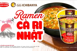 Mì ly hương vị ramen cà ri Nhật của Acecook vừa ra mắt tại Việt Nam