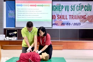 Cấp cứu tại chỗ - Kỹ năng sống còn được VWS chú trọng huấn luyện