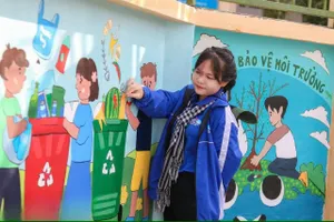 “Học thay phần của chị, sống xứng đáng với cha mẹ” - câu chuyện thủ khoa IUH