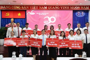 SATRA vinh danh tập thể, cá nhân đạt giải hội thi 30 năm