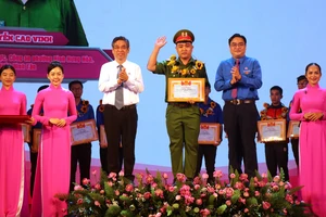 TPHCM tuyên dương 263 thanh niên tiên tiến làm theo lời Bác 