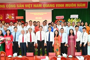 Sở Dân tộc và Tôn giáo TPHCM công bố các quyết định về cán bộ