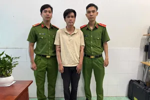 Bắt khẩn cấp đối tượng cướp giật tài sản tại TPHCM
