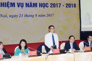 Phó Thủ tướng Vũ Đức Đam phát biểu chỉ đạo hội nghị ngành giáo dục