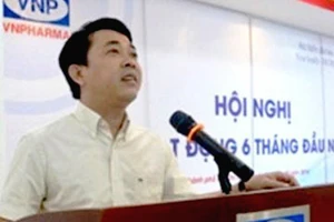 Bị can Nguyễn Minh Hùng trong vụ nhập khẩu thuốc chữa ung thư giả