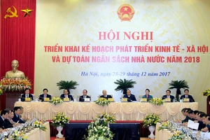 Hội nghị triển khai Kế hoạch phát triển KT-XH và dự toán NSNN năm 2018. Ảnh VGP