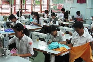 Phấn đấu ít nhất 40% học sinh tốt nghiệp THCS học tiếp trường nghề 