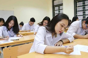 Đề xuất không thi chung đề, chỉ chung buổi