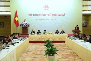 Họp báo Chính phủ tối 2-4