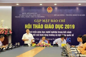 Gặp mặt báo chí về hội thảo ngày 4-9