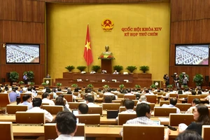 Quốc hội họp ngày 18-6. Ảnh: QUANG PHÚC