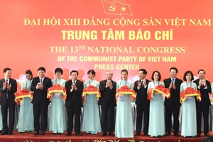  Khai trương Trung tâm báo chí Đại hội XIII của Đảng ​