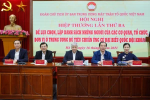 Hội nghị hiệp thương lần thứ ba. Ảnh: VIẾT CHUNG