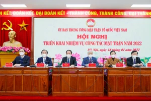 Quang cảnh Hội nghị triển khai nhiệm vụ công tác mặt trận năm 2022, ngày 18-1