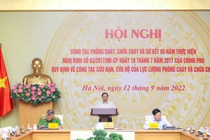 Thủ tướng Phạm Minh Chính chủ trì và phát biểu tại hội nghị về công tác phòng cháy, chữa cháy. Ảnh: VIẾT CHUNG