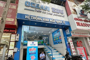 Một trung tâm đào tạo IELTS tại quận Long Biên, Hà Nội. Ảnh: VIẾT CHUNG