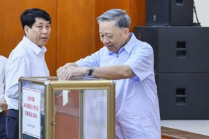 General Secretary attends launch of support campaign for typhoon Yagi victims