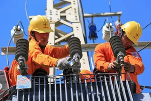Thủ tướng yêu cầu không để thiếu điện trong bất cứ trường hợp nào