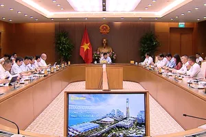 Phó Thủ tướng Nguyễn Chí Dũng chủ trì họp về tình hình triển khai các dự án hạ tầng phục vụ Tuần lễ cấp cao APEC 2027