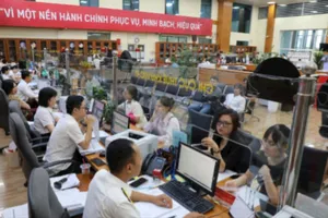 Chính phủ yêu cầu ưu tiên giải quyết thủ tục hành chính cho người dân, doanh nghiệp