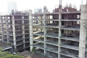 Chính phủ yêu cầu khẩn trương rà soát, tháo gỡ vướng mắc cho các dự án tồn đọng kéo dài