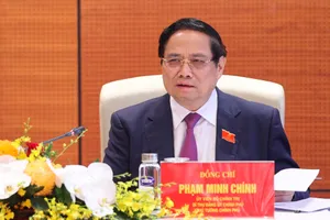 Thủ tướng phát biểu thảo luận tại tổ trong phiên làm việc chiều 12-10 của Đại hội đại biểu Đảng bộ Chính phủ lần thứ I, nhiệm kỳ 2025-2030