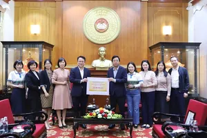 Ban Vận động cứu trợ Trung ương tiếp nhận ủng hộ đồng bào vùng thiên tai