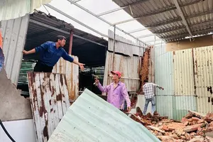 Hàng loạt công trình xây dựng trái phép trên địa bàn phường Phước Thắng đang được tiếp tục tháo dỡ. Ảnh: QUANG VŨ 