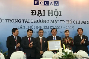 Ra mắt Hội Trọng tài thương mại TPHCM