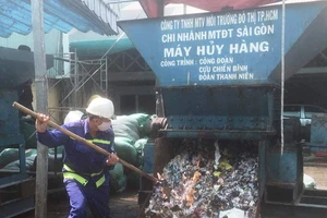 Tiêu hủy lô hàng trị giá hơn 1 tỷ đồng