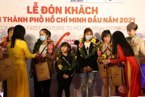 TPHCM đón đoàn khách “xông đất” đầu năm 2021