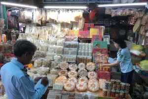 TPHCM đẩy mạnh kiểm tra hàng giả