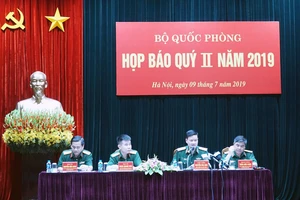 Quang cảnh buổi họp báo