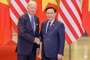 Chủ tịch Quốc hội Vương Đình Huệ hội kiến Tổng thống Hoa Kỳ Joe Biden. Ảnh: VIẾT CHUNG