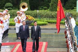 Không ngừng vun đắp cho mối quan hệ vĩ đại Việt Nam - Lào