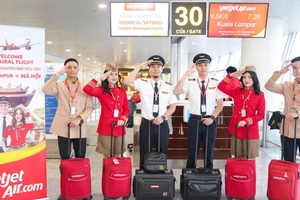 Vietjet chào mừng chuyến bay đầu tiên giữa Kuala Lumpur (Malaysia) và Hà Nội