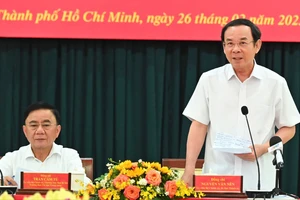 Ứng dụng khoa học công nghệ vào các hoạt động kỷ niệm 50 năm thống nhất đất nước