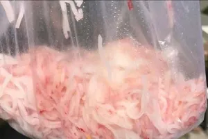 Bún đổi màu sau khi để qua đêm
