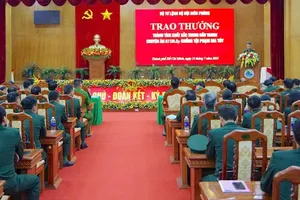 Toàn cảnh buổi trao thưởng. Ảnh: QUANG HUY