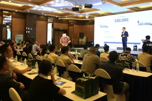 Quang cảnh hội thảo “Đầu tư trạm sạc điện đón đầu cơ hội chuyển đổi xanh”
