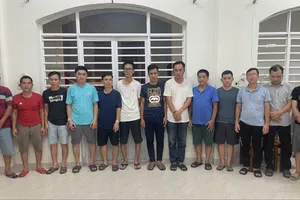 Các đối tượng tại cơ quan điều tra. ẢNh: CACC