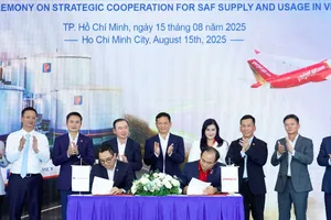 Vietjet tiên phong tiêu thụ sản phẩm SAF của Petrolimex